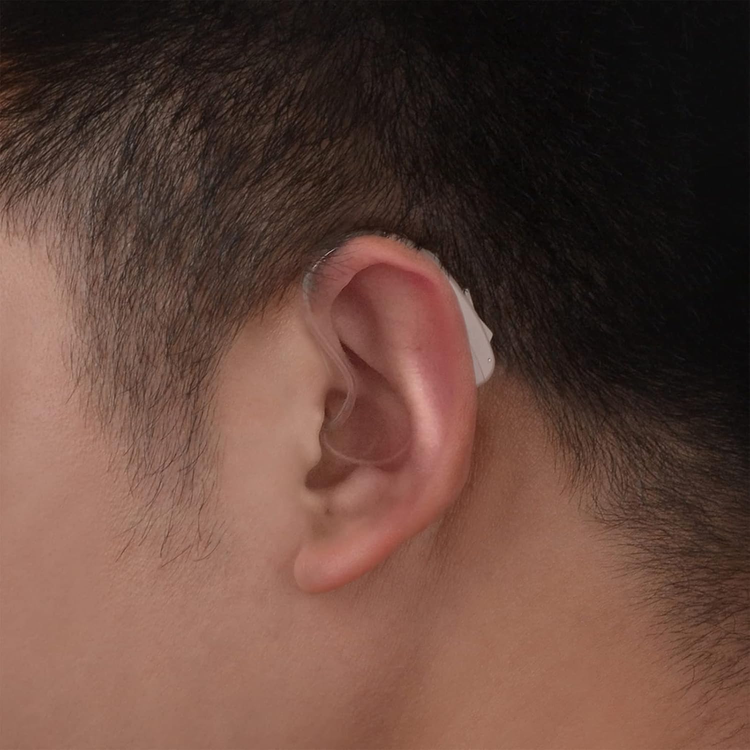 Mały Aparat Słuchowy z Redukcją Szumów